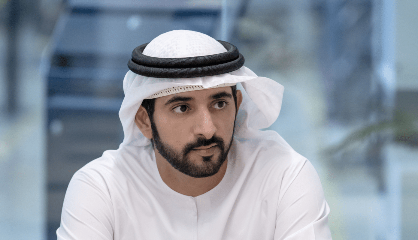 Dubai government employees to receive April salaries early Featured Image