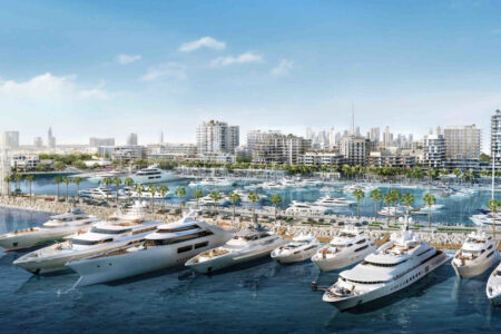 Luxury on the Water: Dubai’s Most Exclusive Floating Mansions & Yacht Homes Featured Image